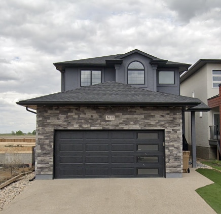 property at 5615 Norseman Cres