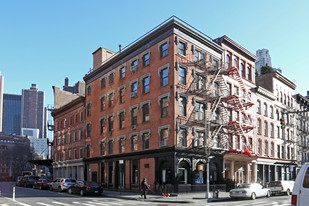 190A Duane St Apartments