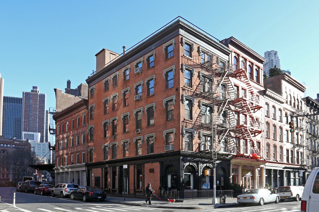 190A Duane St in New York, NY - Foto de edificio