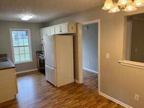 573 Elrod Ave in Jefferson, GA - Building Photo - Building Photo