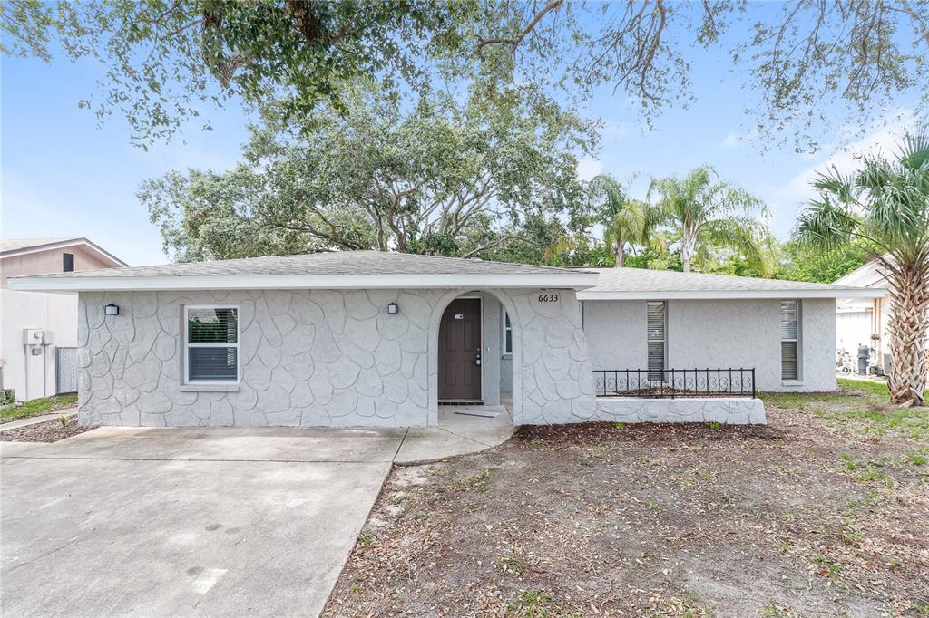 6633 Tripoli Way in Port Richey, FL - Building Photo
