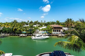 1201 20th St in Miami Beach, FL - Foto de edificio - Building Photo