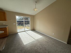 63213 Wishing Well Ln in Bend, OR - Building Photo - Building Photo