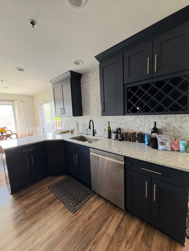 906 Thornwood Dr in St. Charles, IL - Building Photo - Building Photo