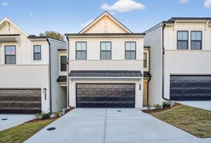 1731 Harper Lily Ln in Lawrenceville, GA - Building Photo