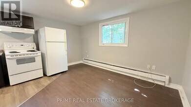 146 Wellington St in London, ON - Building Photo - Building Photo