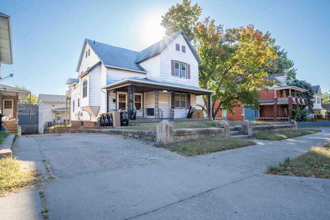 337 Garfield Ave in Kansas City, MO - Foto de edificio - Building Photo