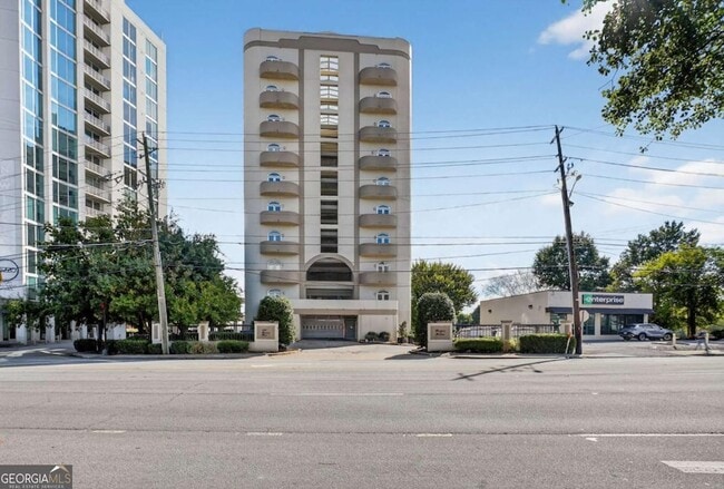 2161 Peachtree Rd, Unit 706 in Atlanta, GA - Building Photo - Building Photo