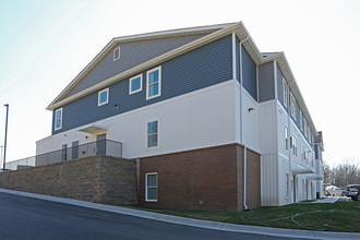 North Creek Apartments in Warrensburg, MO - Building Photo - Building Photo