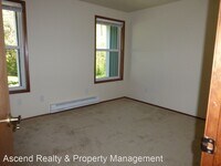7865 SW Fanno Creek Dr photo'