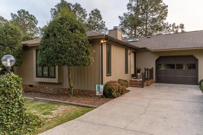 property at 116 Sandham Ct