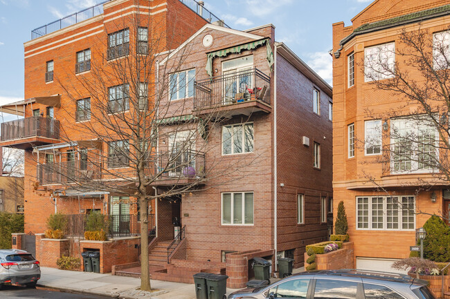 1607 53rd St in Brooklyn, NY - Foto de edificio - Building Photo