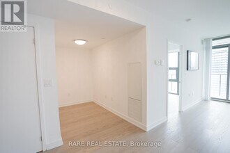 11-2711 Wellesley St W in Toronto, ON - Building Photo - Building Photo