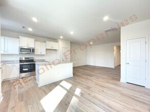 6417 Granite Quarry Dr in Raleigh, NC - Building Photo - Building Photo