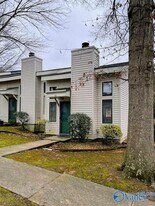1103-11C4 Old Monrovia Rd in Huntsville, AL - Building Photo