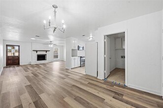 1661 Juniper Ln in Lewisville, TX - Building Photo - Building Photo