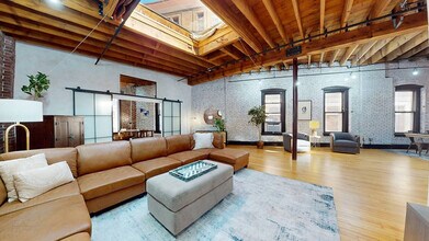 13-19-19 Stanhope St in Boston, MA - Building Photo - Building Photo