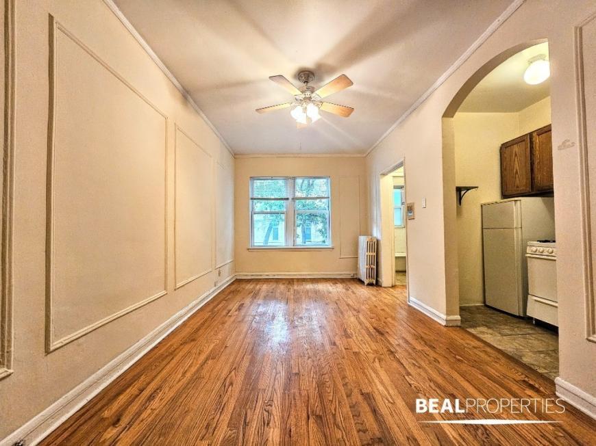 2827 N Burling St in Chicago, IL - Building Photo