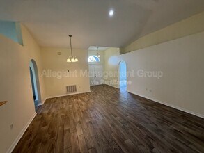 1964 Peridot Cir in Kissimmee, FL - Building Photo - Building Photo