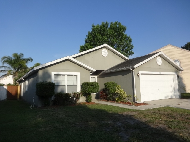 11223 Huxley Ave in Orlando, FL - Building Photo