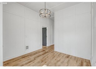 595 Highland Ave NE in Salem, OR - Building Photo - Building Photo