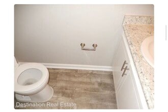 4887 Old Bainbridge Rd in Tallahassee, FL - Building Photo - Building Photo