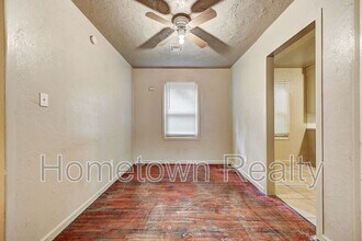 410 E Steed Dr in Midwest City, OK - Building Photo - Building Photo