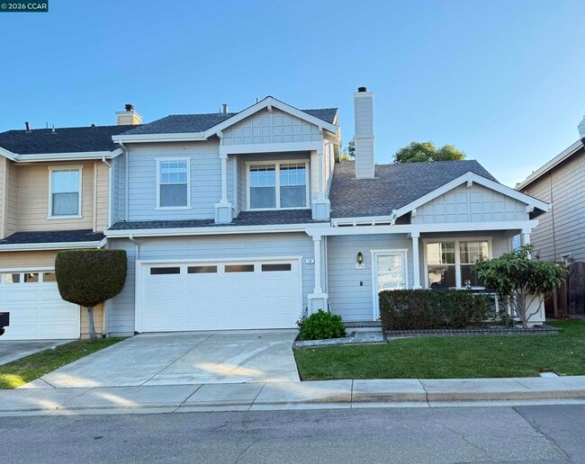 16 Elmwood Dr