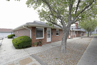 Stones Crossing Apartments in Decatur, IL - Building Photo - Building Photo