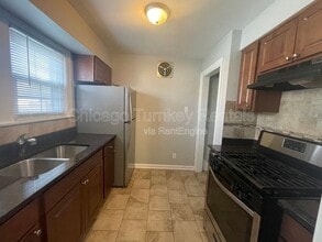 494 Greenbay Ave in Calumet City, IL - Building Photo - Building Photo