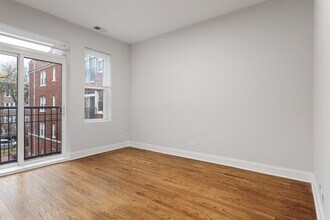 2009 W Jarvis Ave in Chicago, IL - Building Photo - Building Photo