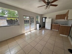 16901 NW 51st Pl in Miami Gardens, FL - Building Photo - Building Photo