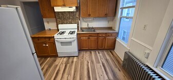 109 South Ave, Unit #2 109 South Ave in Poughkeepsie, NY - Building Photo