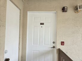 2319 Prime Cir, Unit B in Kissimmee, FL - Building Photo