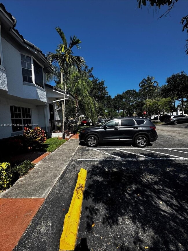 775 SW 148th Ave in Davie, FL - Building Photo - Building Photo