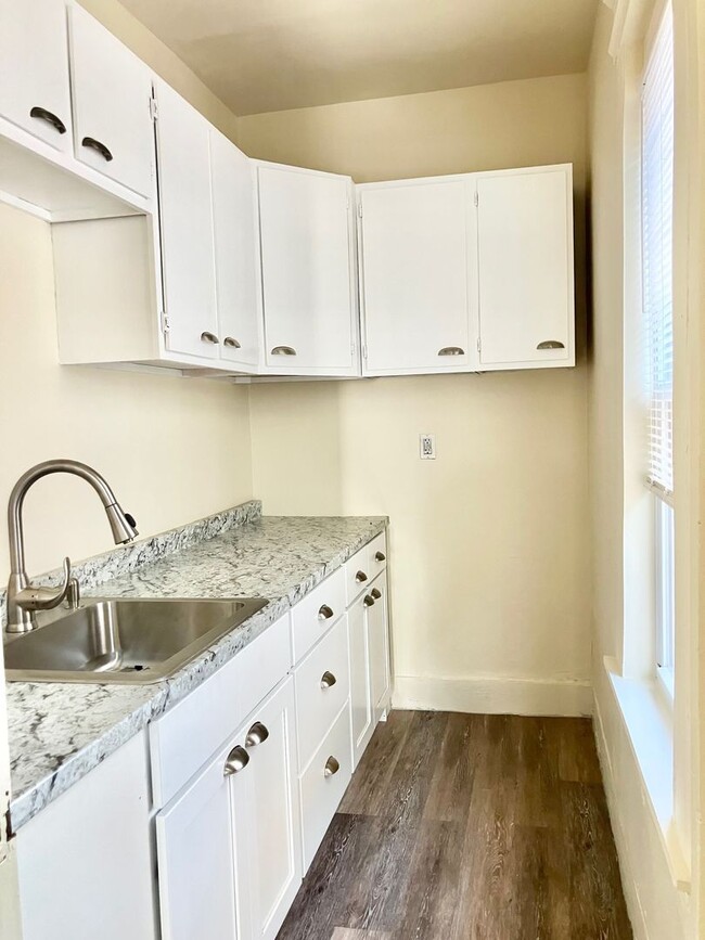 43-45 Dickerman St in New Haven, CT - Building Photo - Building Photo