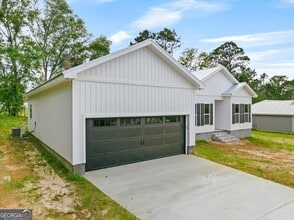 110 Ryan St in Vidalia, GA - Building Photo - Building Photo