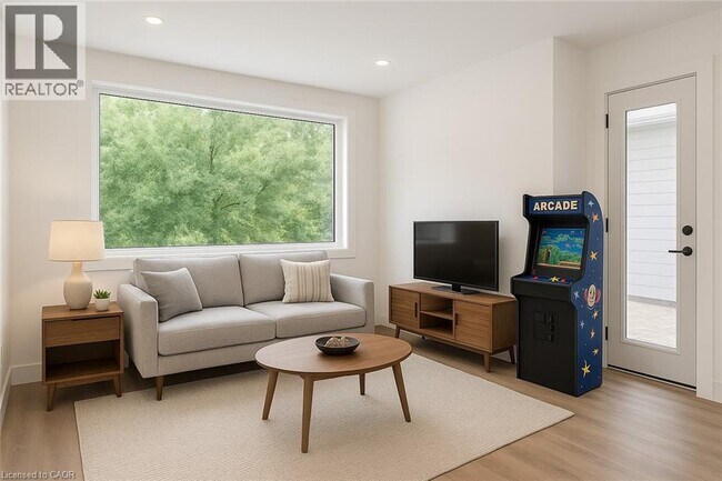 19 Munn St in Hamilton, ON - Building Photo - Building Photo