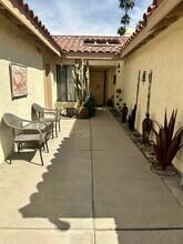 138 Gran Via in Palm Desert, CA - Building Photo - Building Photo