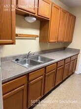 407 W Commercial St in Charleston, MO - Building Photo - Building Photo