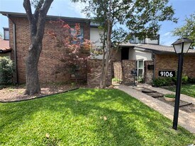 9106 Emberglow Ln in Dallas, TX - Building Photo