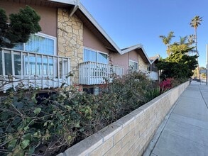 3135 E Harbor Blvd in Ventura, CA - Building Photo - Building Photo