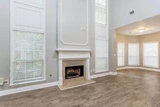 2231 Creekway Dr in Marietta, GA - Building Photo - Building Photo