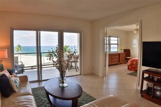 1500 S Ocean Blvd in Pompano Beach, FL - Building Photo - Building Photo