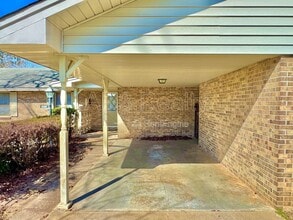 761 Forestdale Dr in Montgomery, AL - Building Photo - Building Photo