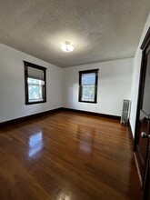 648 Hyde Park Ave, Unit 2 in Boston, MA - Building Photo - Building Photo