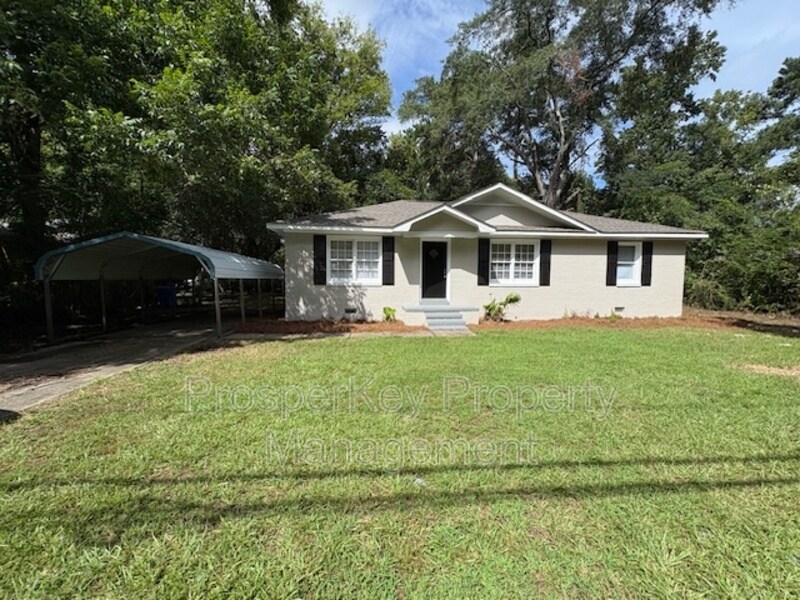 2135 Avalon Rd in Columbus, GA - Building Photo