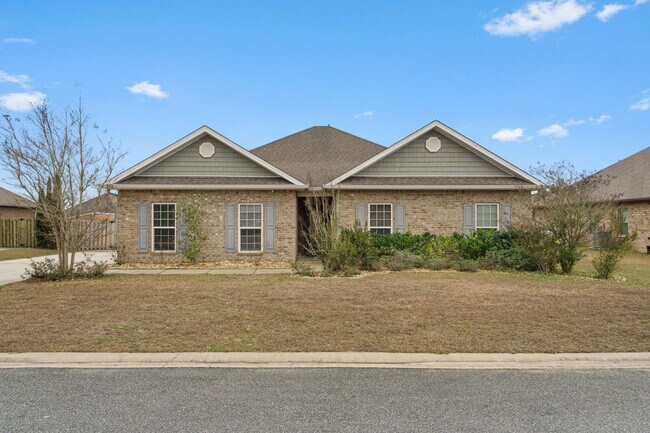 523 Gadwell St in Crestview, FL - Building Photo - Building Photo