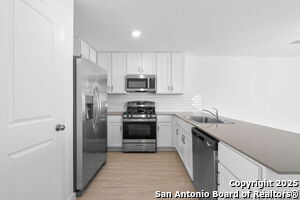 8523 Astral Pl in San Antonio, TX - Building Photo - Building Photo