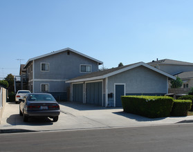 13882 Cedar St in Westminster, CA - Building Photo - Building Photo